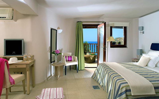 Ikaros Beach Resort & Spa 11