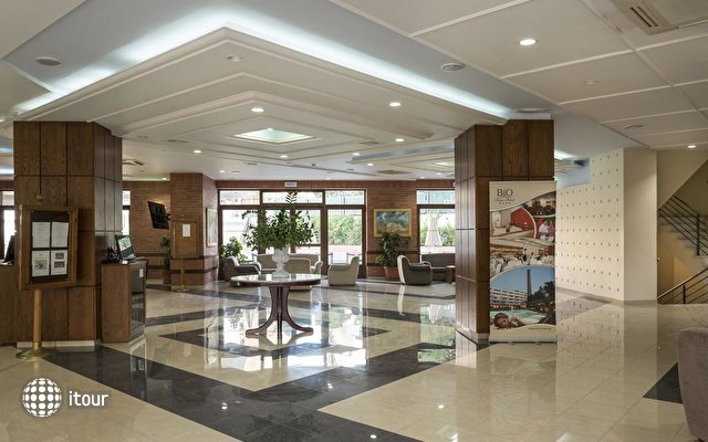 Bio Suites Hotel 13