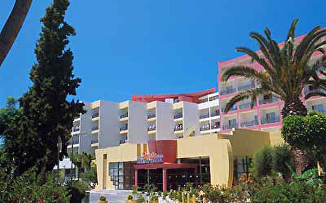 Doreta Beach Resort & Spa 6