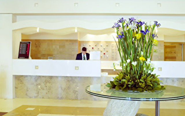 Holiday Inn Athens Airport Hotel 6