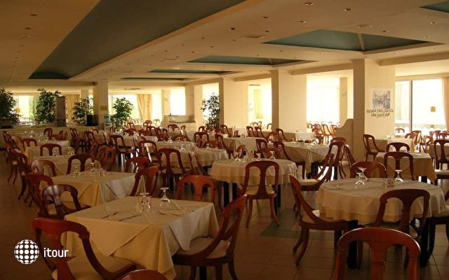 Sunshine Corfu Hotel & Spa 11
