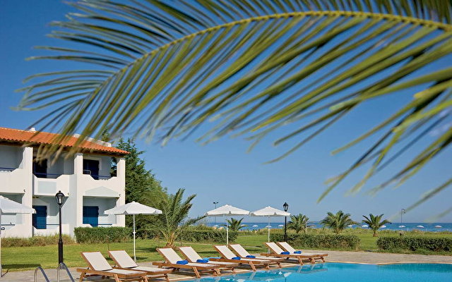 Gelina Village Hotel And Resort  7