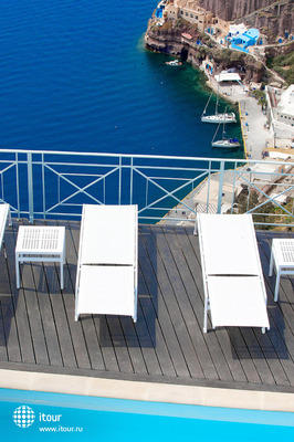Athina Cliff Side Suites 8
