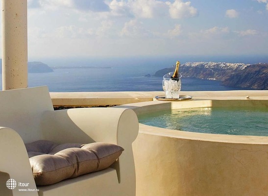 Rocabella Santorini Resort & Spa 20
