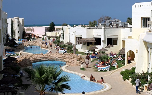 Sun Beach Resort 1