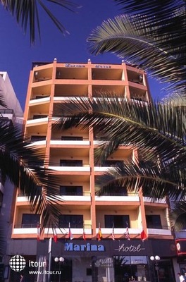 Marina Hotel 1