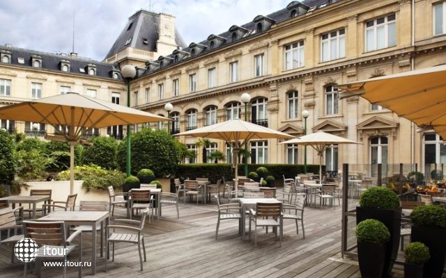 Crowne Plaza Paris Republique (ex. Holiday Inn Republique) 1