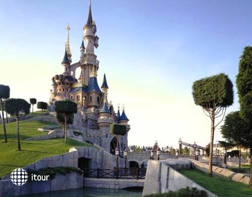 Kyriad Disneyland Resort Paris 26