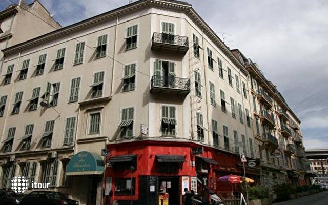 Hotel Des Flandres 4