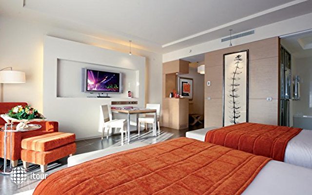 Monte Carlo Bay Hotel & Resort 14