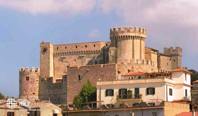 Castello Orsini 11
