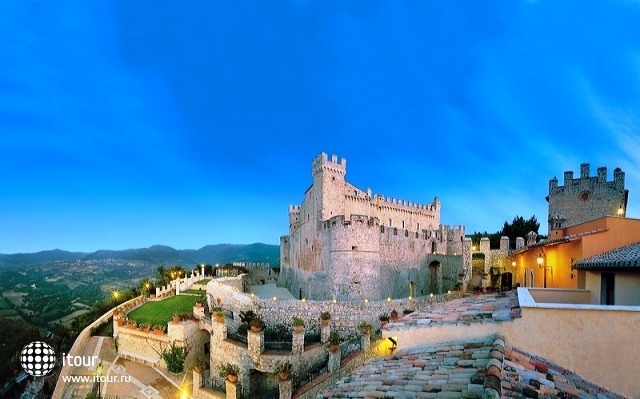 Castello Orsini 26