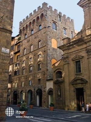 Antica Torre Di Via Tornabuoni 2