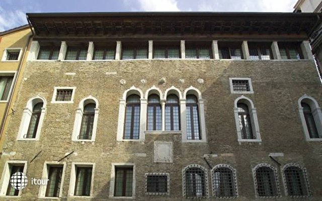 Palazzo Selvadego 1