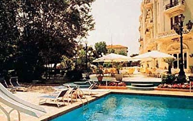 Albergo Del Parco Hotel 5