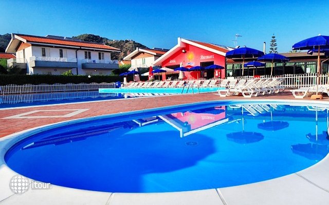 Residence Riviera Del Sole 33