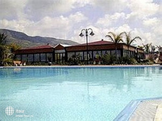 Villa Sikania Park Hotel 4