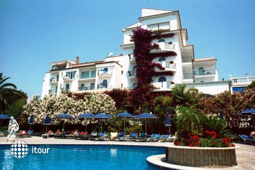 Sant` Alphio Garden Hotel & Spa 1