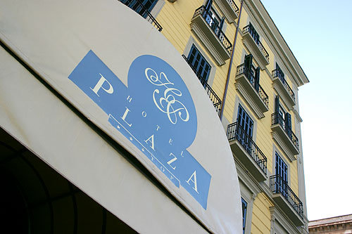Plaza 5
