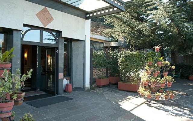 Villa Capodimonte 15