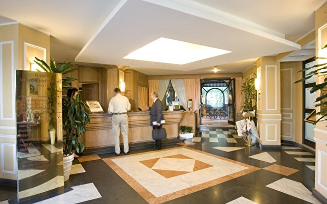 Villa Capodimonte 16