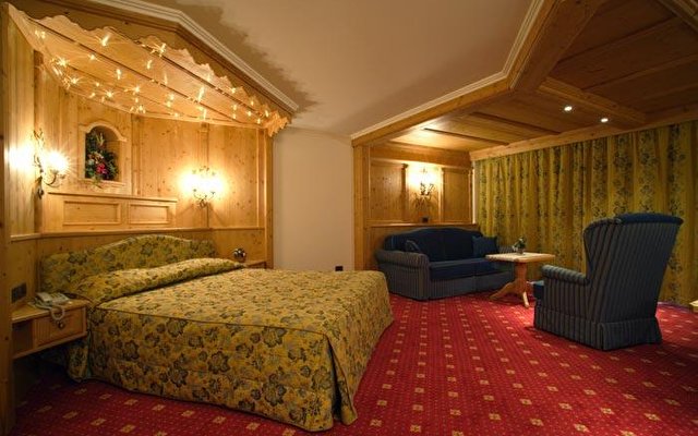 Alpen Hotel Corona 8
