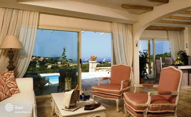 Colonna Pevero Beach Hotel 8