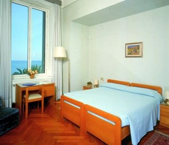 Grand Hotel Mediterranee 8