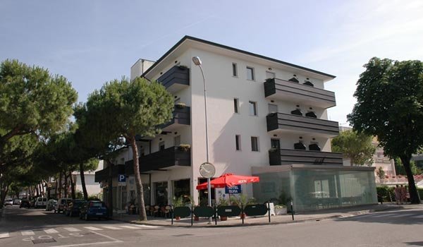 Elvia Hotel Lignano Sabbiadoro 1