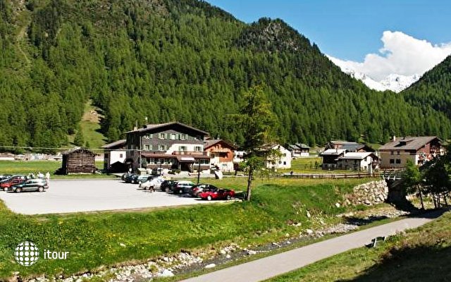 Camino Hotel Livigno 4
