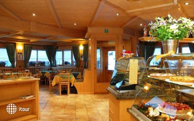 Sport Hotel Santa Caterina Valfurva 30