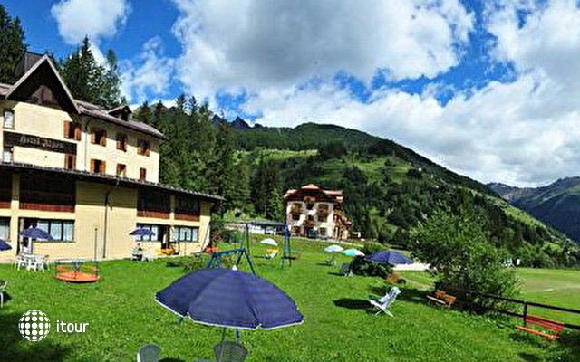 Hotel Alpen 4