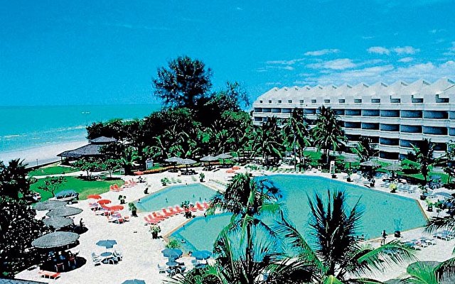 Holiday Inn Resort 2
