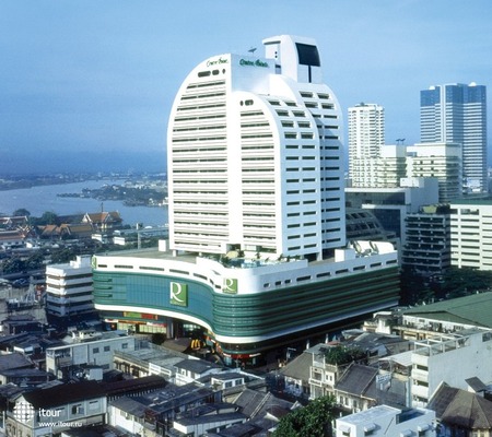 Centre Point Silom 18