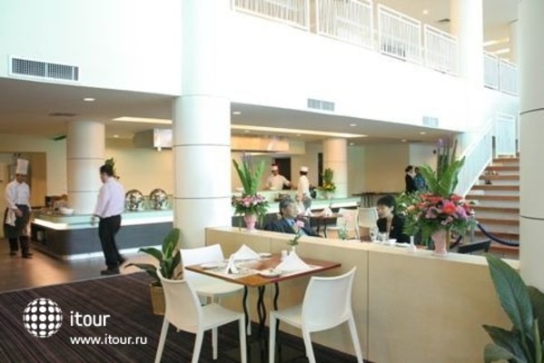 Miracle Suvarnabhumi Airport Hotel 14