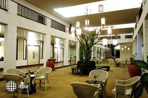Ananda Museum Gallery Hotel 16