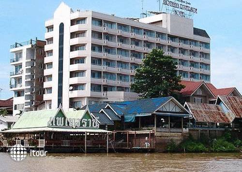 Ayothaya Riverside Hotel 1