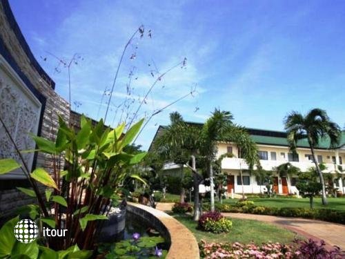 Thai Garden Resort 10