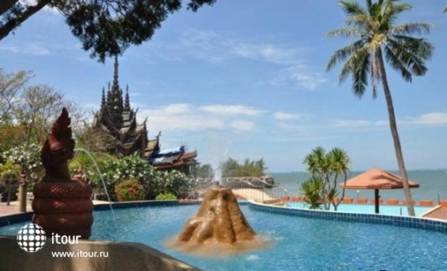 Marilyn Pool Villa Resort & Spa 23