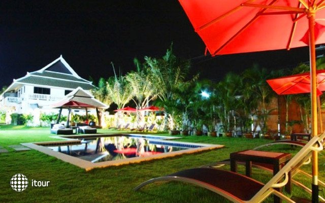 The Palm Grove Resort 10