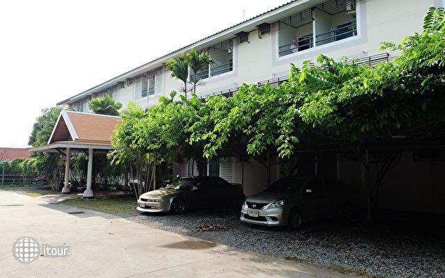 Deeden Pattaya Resort 7