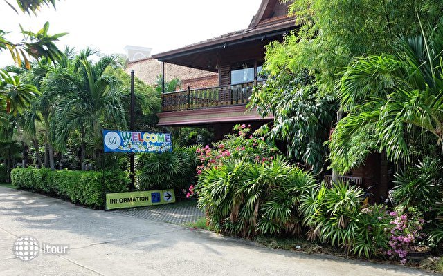 Deeden Pattaya Resort 1