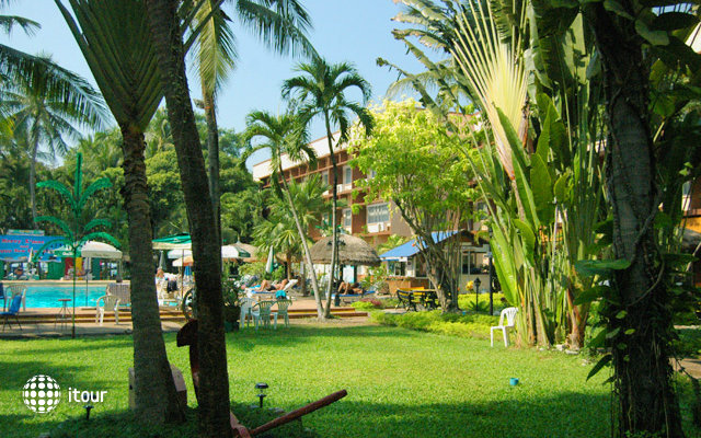 Basaya Beach Hotel & Resort 18