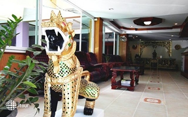 Thai City Palace 8