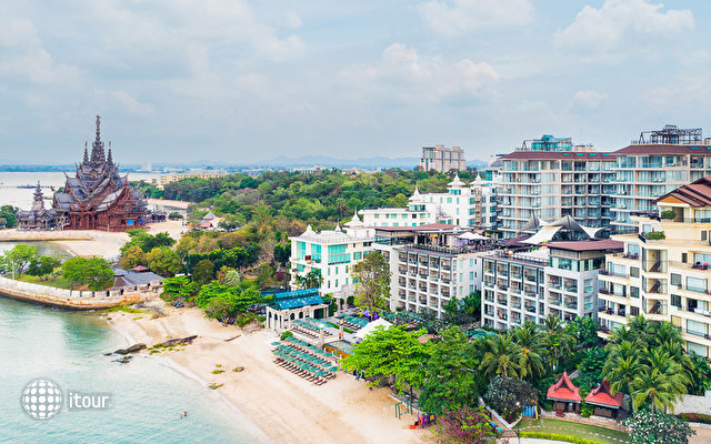 Pattaya Modus Beachfront Resort 1