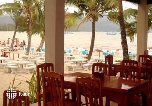 Coconut Beach Resort 14