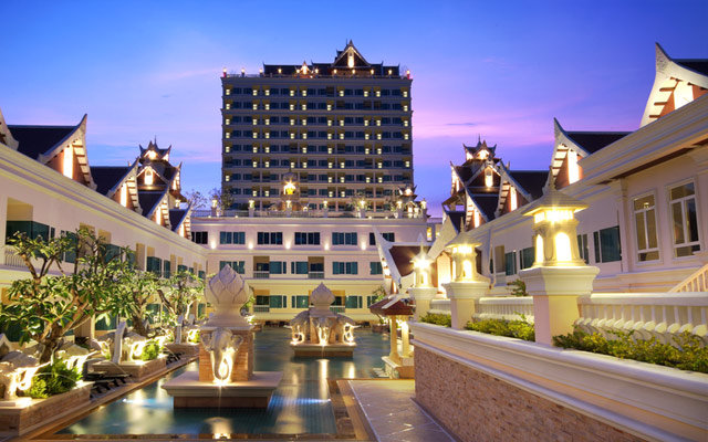 Grand Pacific Sovereign Resort And Spa 1
