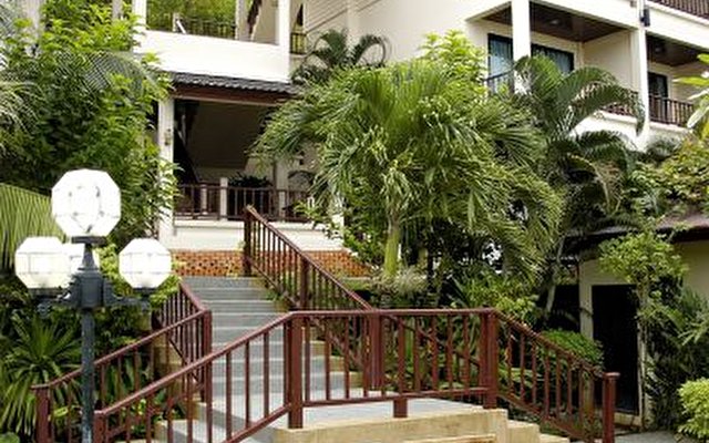 Patong Cottege Resort 16