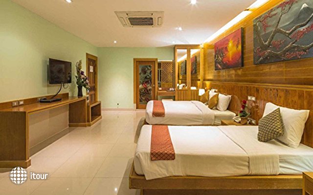 Azure Phuket Hotel 23