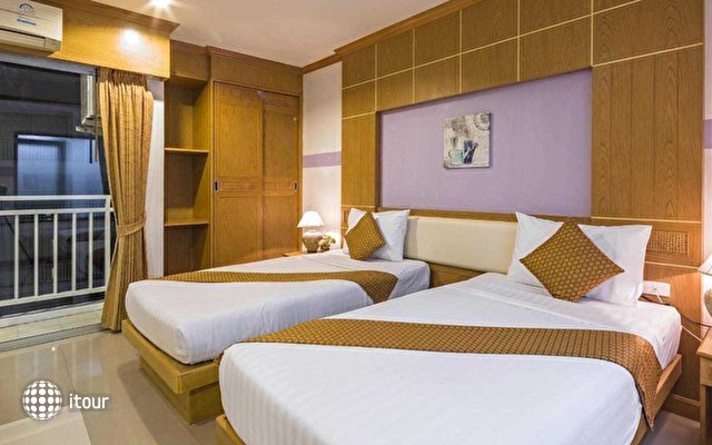 Azure Phuket Hotel 7